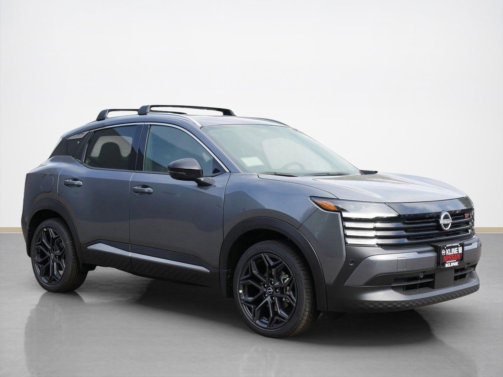 2026 Nissan KICKS SR AWD's photo