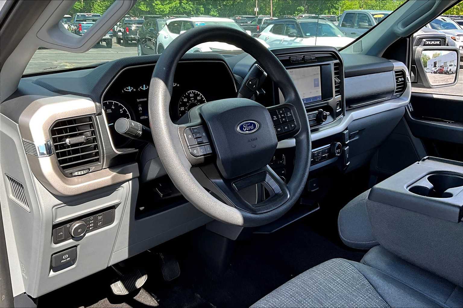 2021 Ford F-150 XLT photo 8