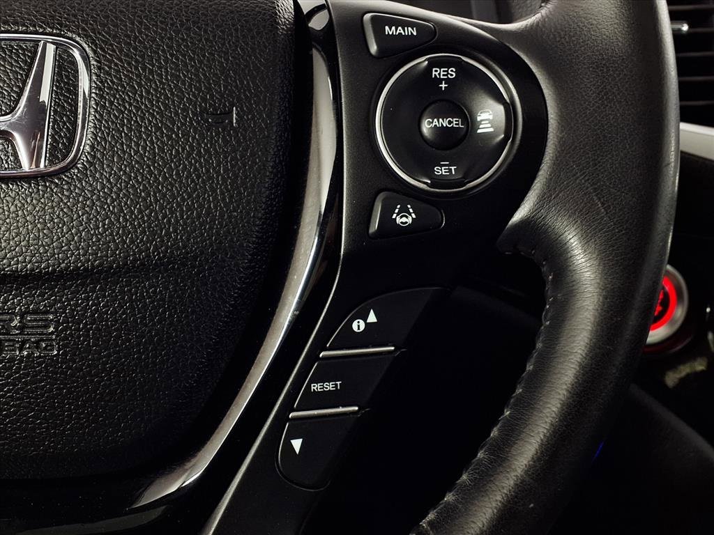 2016 Honda Pilot Elite photo 13