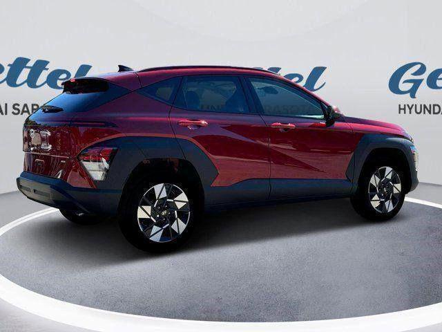 2025 Hyundai Kona SEL photo 4