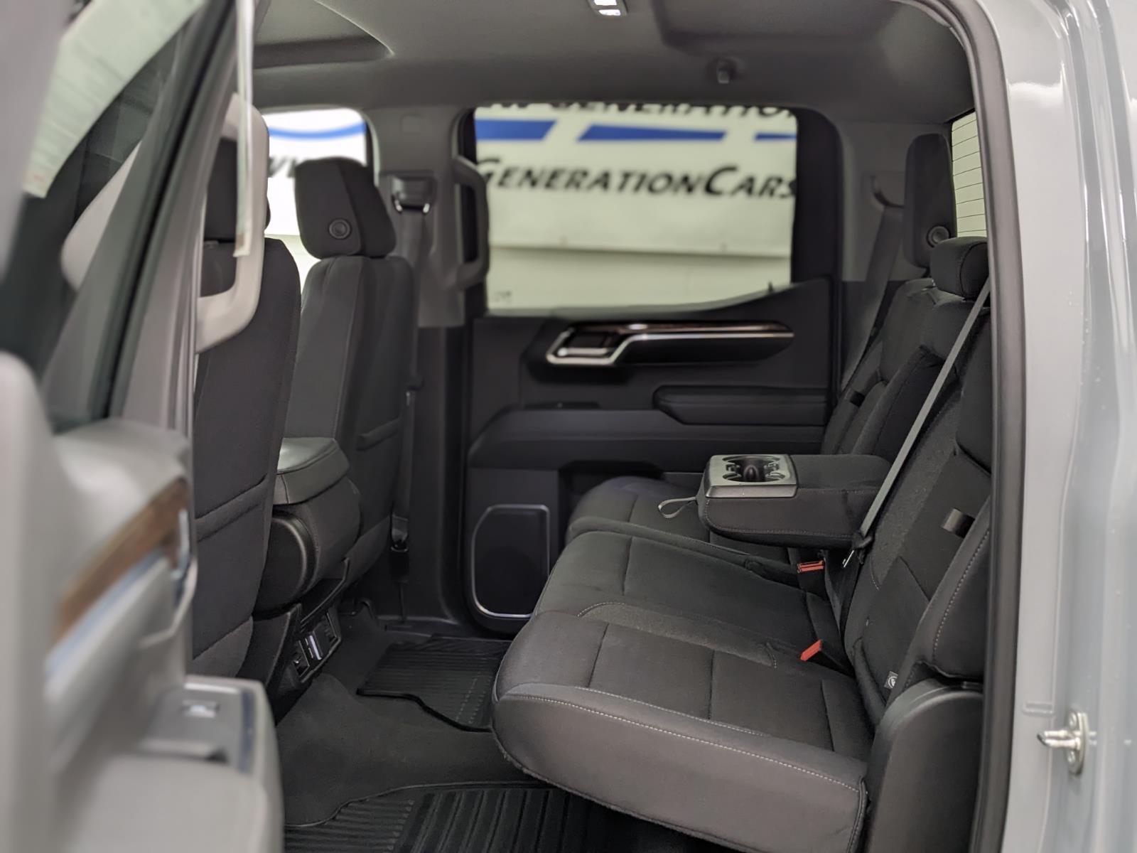 2024 Gmc Sierra 1500 Elevation photo 11