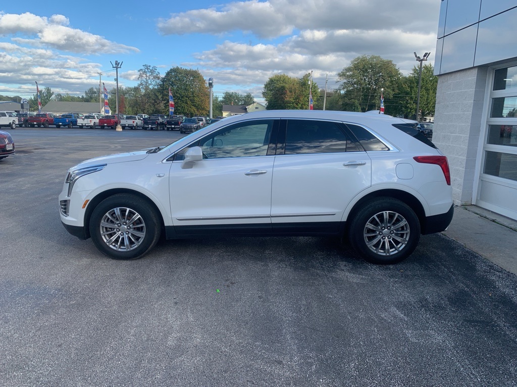 2019 Cadillac XT5 Luxury photo 3