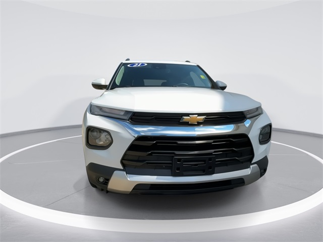2021 Chevrolet Trailblazer LT photo 2