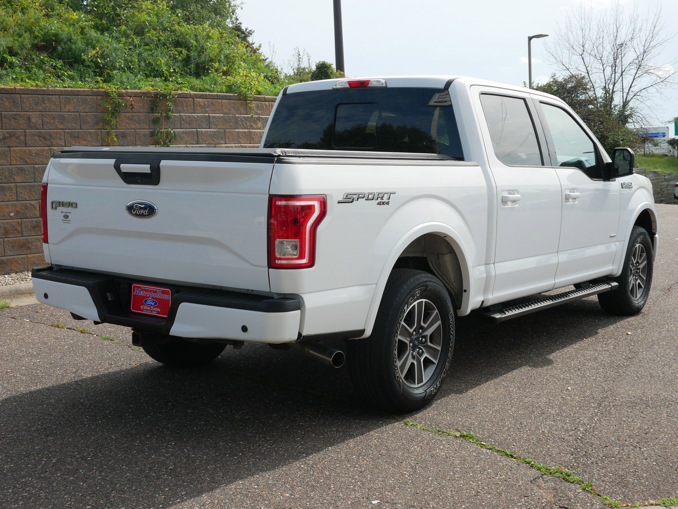 2017 Ford F-150 XLT photo 6