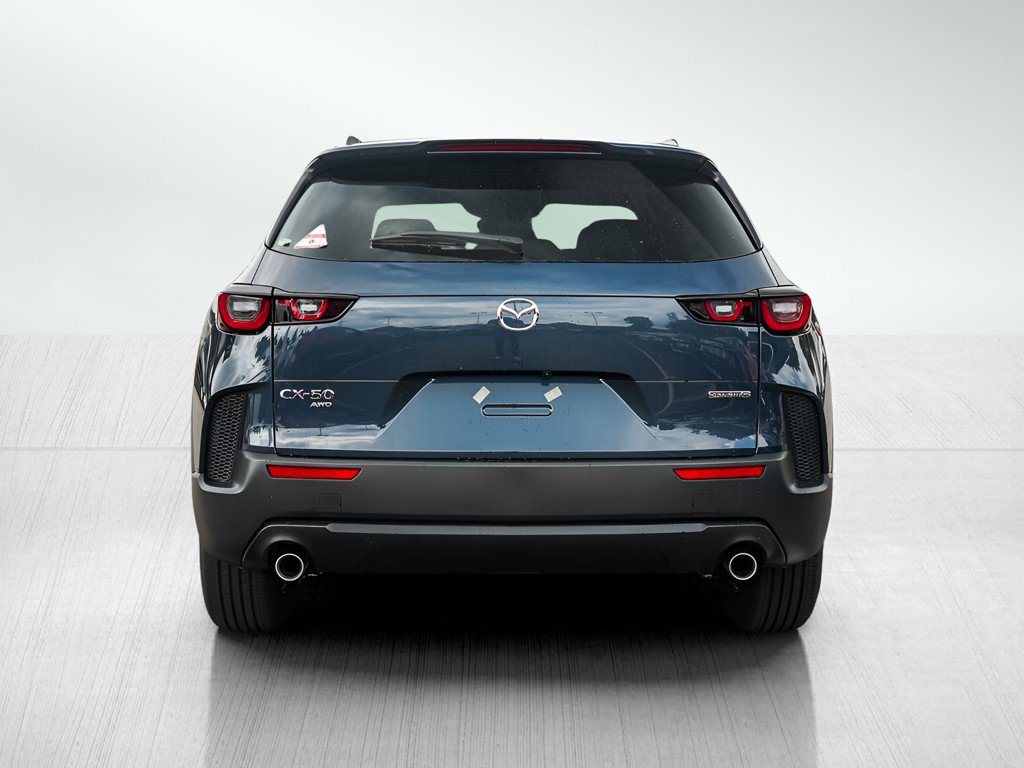 2025 Mazda CX-50 2.5 Select photo 4