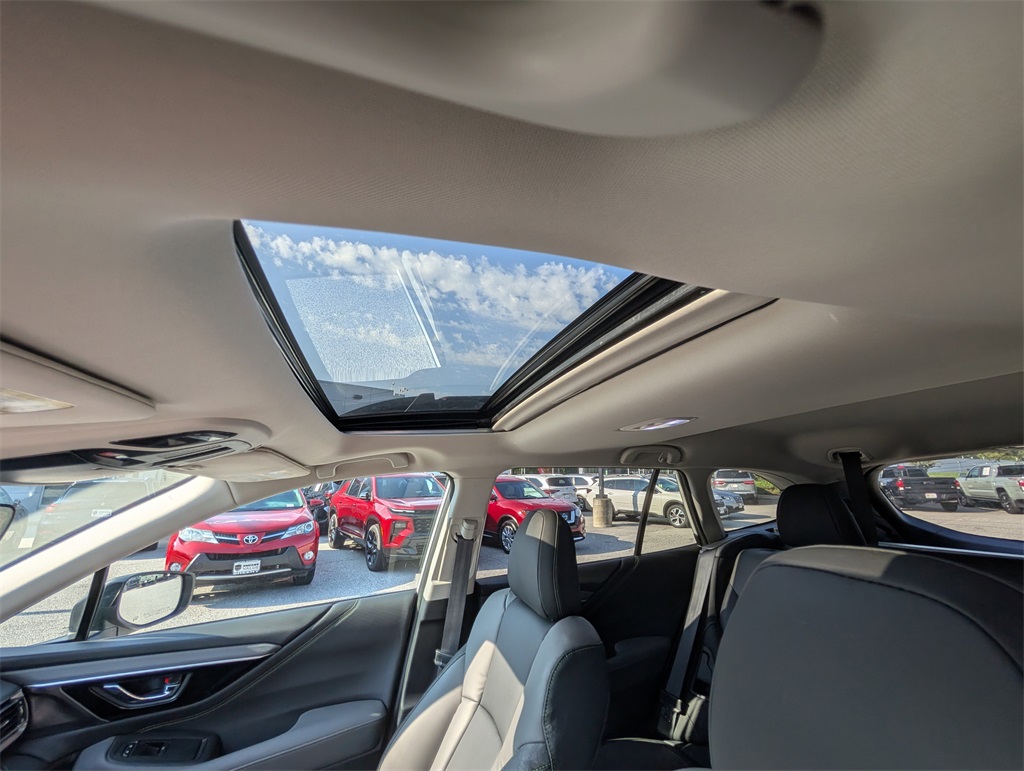 2024 Subaru Outback Onyx Edition photo 10