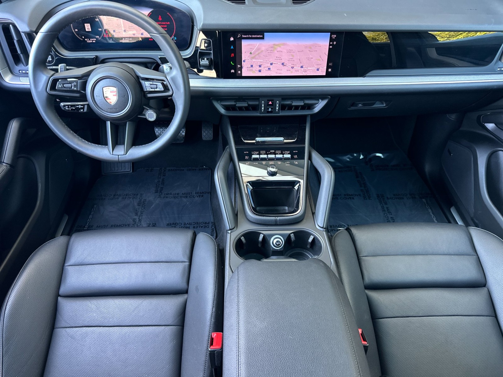 2025 Porsche Cayenne photo 5