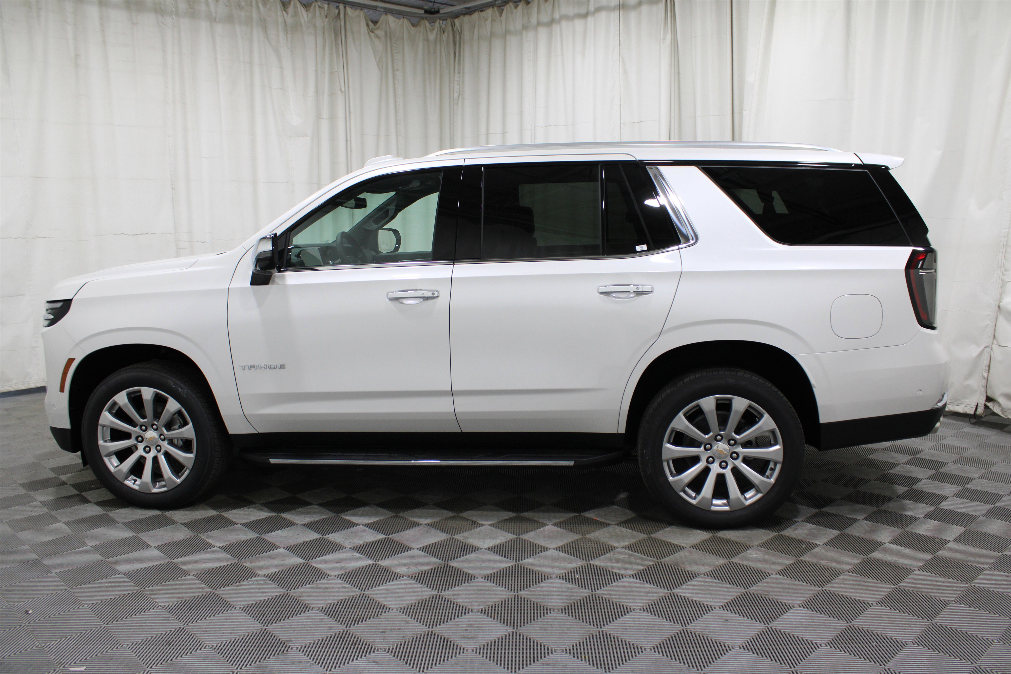 2025 Chevrolet Tahoe Premier photo 21