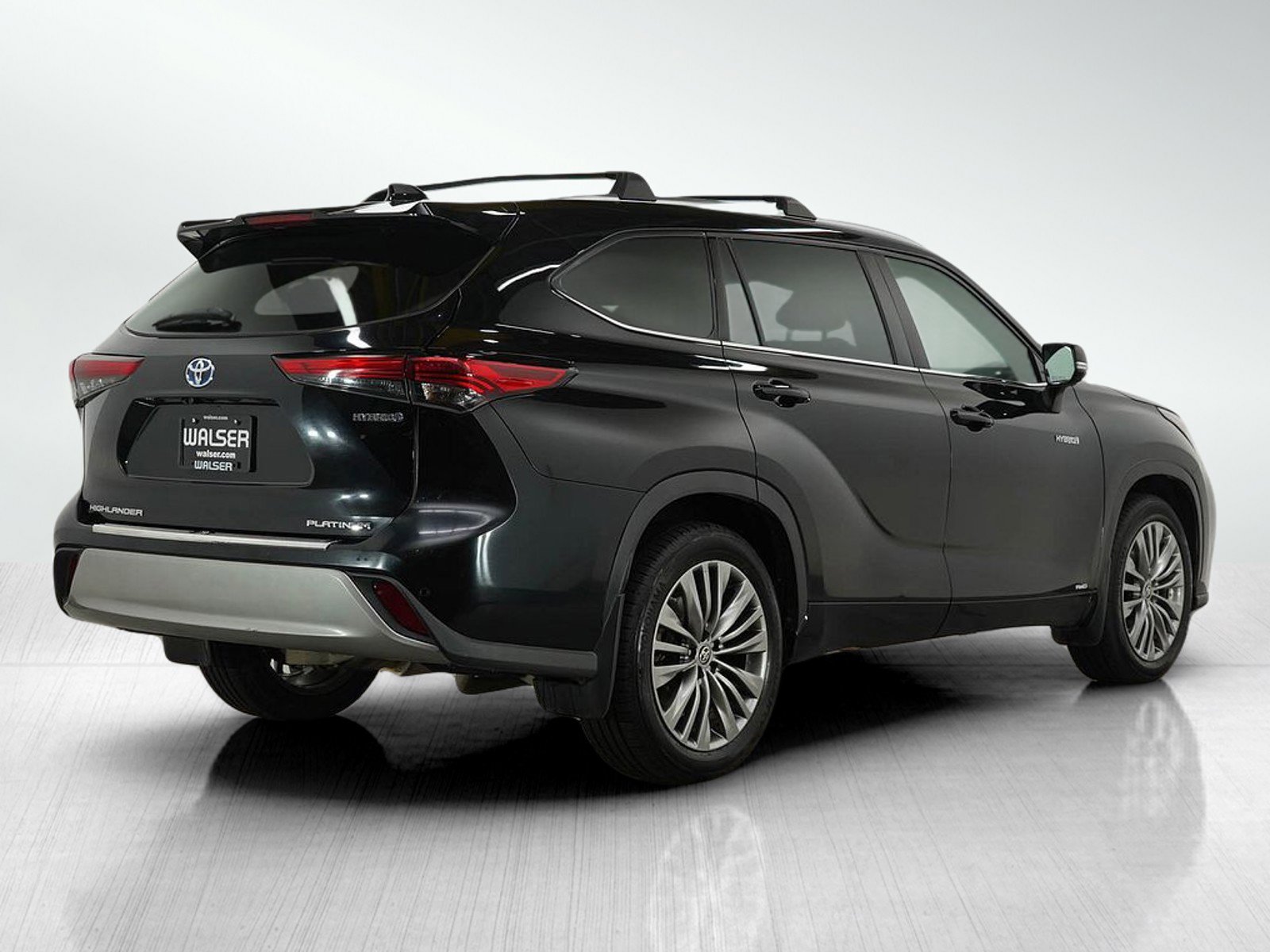 2021 Toyota Highlander Hybrid Platinum photo 4