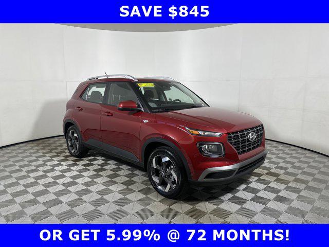 2025 Hyundai Venue SEL's photo