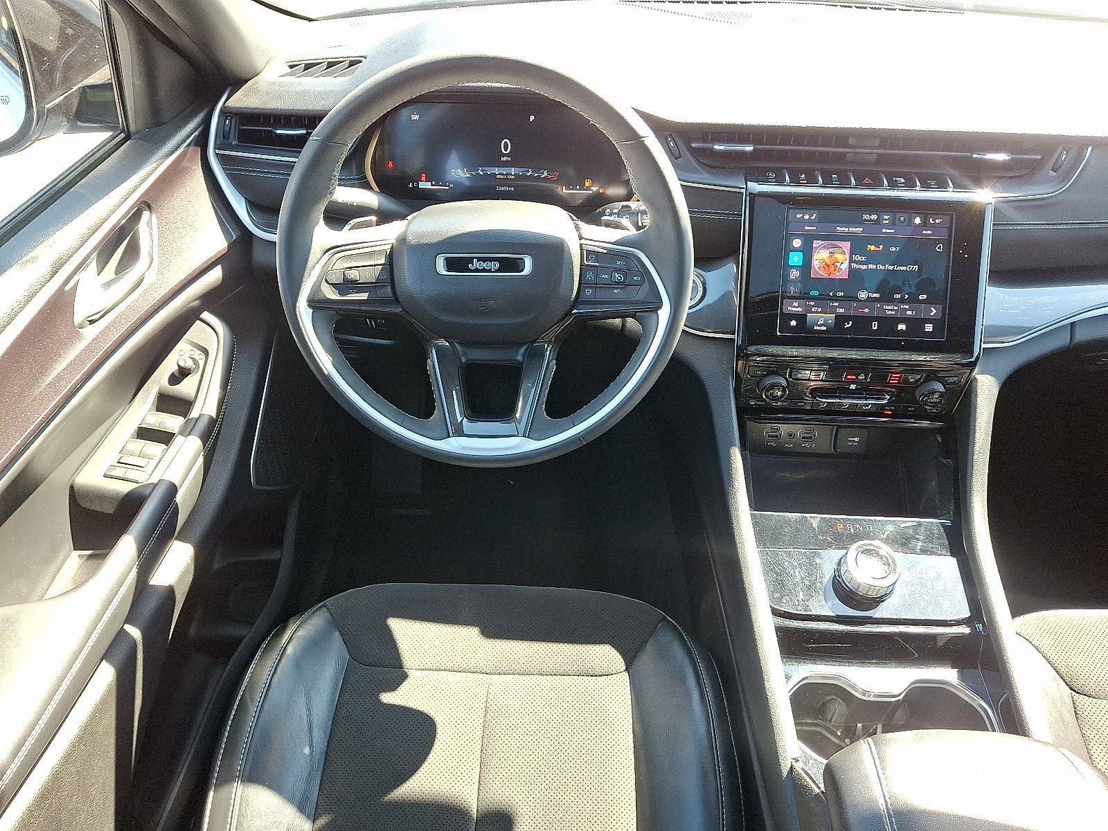 2023 Jeep Grand Cherokee Altitude photo 13