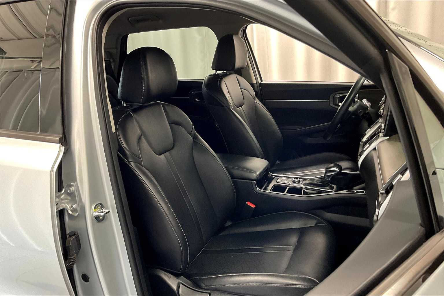 2022 Kia Sorento X-Line S photo 10