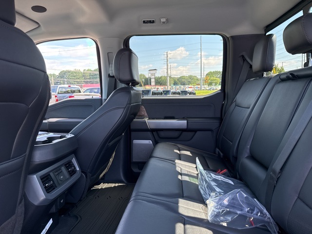 2025 Ford F-350 photo 22
