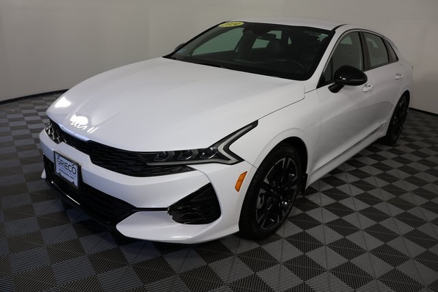 2024 Kia K5 GT-Line photo 4