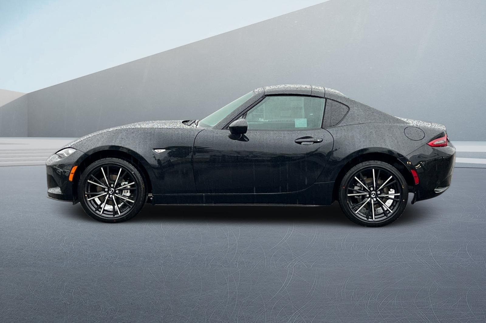 2025 Mazda MX-5 Miata Miata RF Grand Touring photo 5
