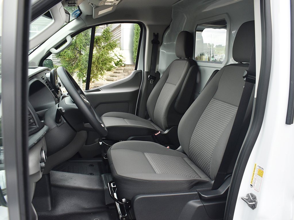 2025 Ford Transit Cargo Van photo 4