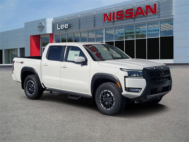 2026 Nissan Frontier PRO-4X's photo