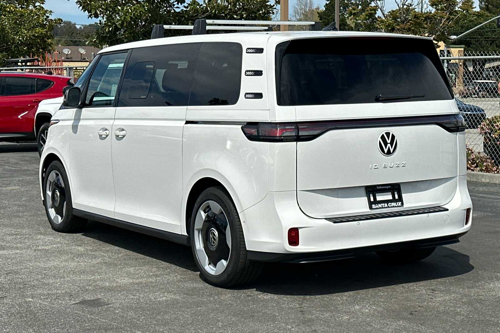 2025 Volkswagen ID. Buzz Pro S photo 6