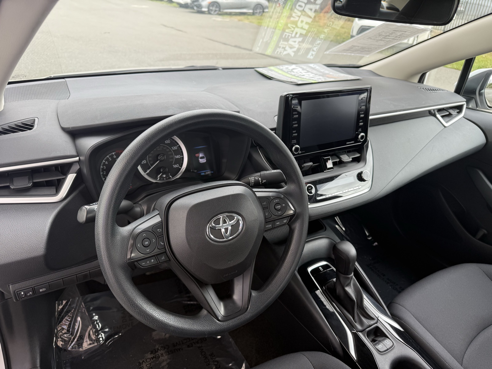 2022 Toyota Corolla LE photo 8