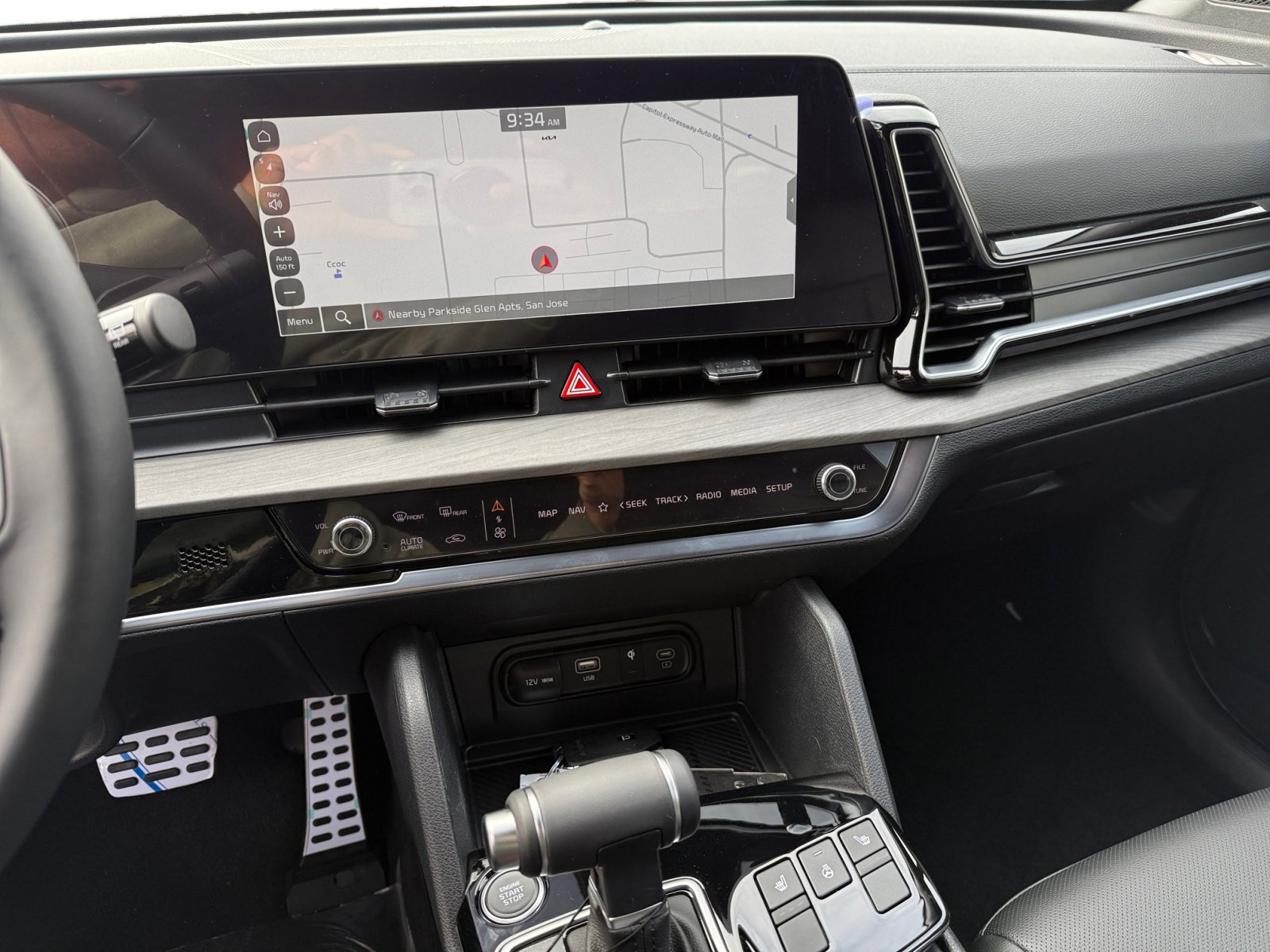 2025 Kia Sportage X-Pro photo 12