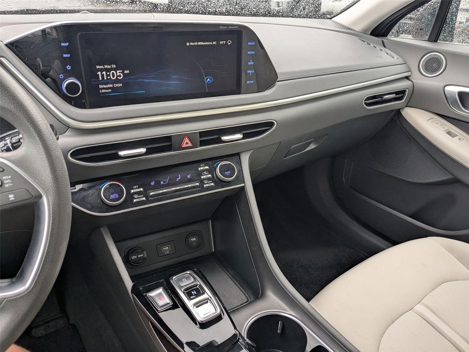 2023 Hyundai Sonata SEL photo 17