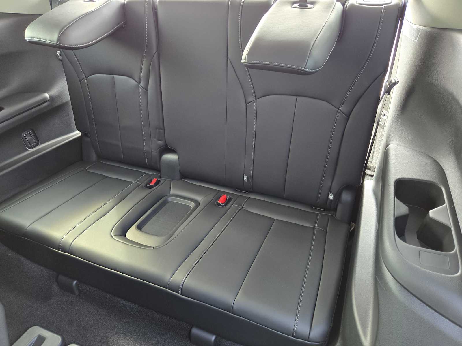2026 Infiniti QX60 Luxe AWD photo 17