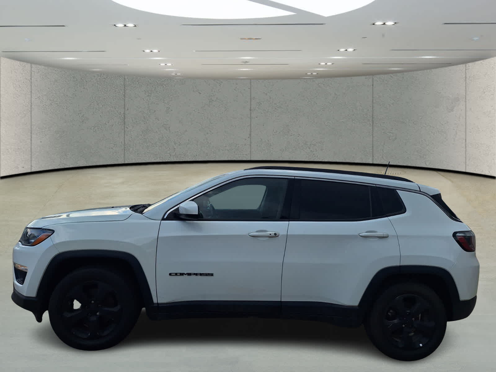 2020 Jeep Compass Latitude photo 2