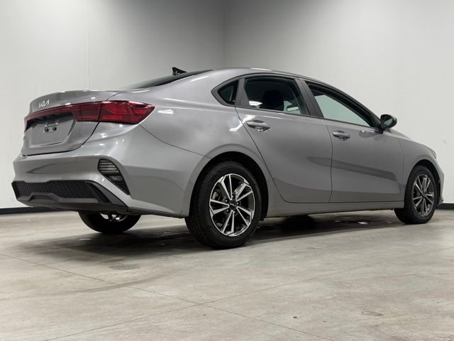 2023 Kia Forte LXS photo 8