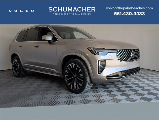 2026 Volvo XC90 Core's photo