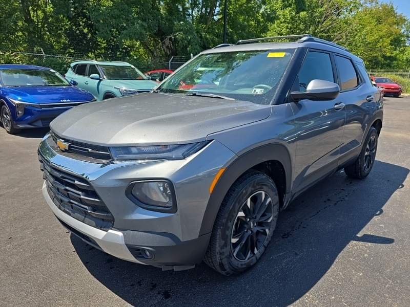 2022 Chevrolet Trailblazer LT photo 3