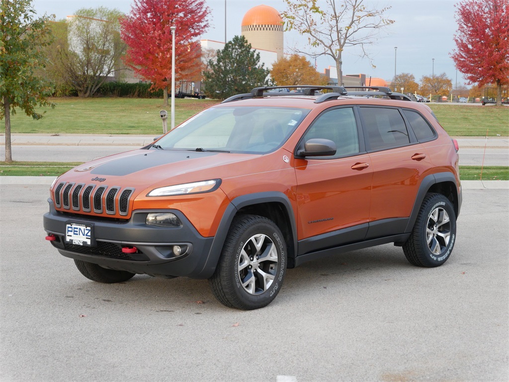 2016 Jeep Cherokee Trailhawk photo 2
