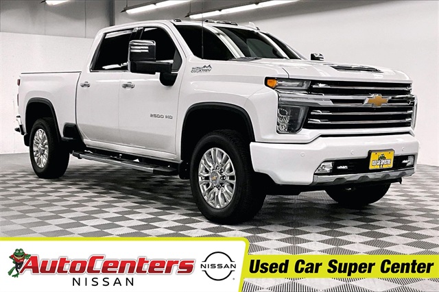 2023 Chevrolet Silverado HD High Country's photo