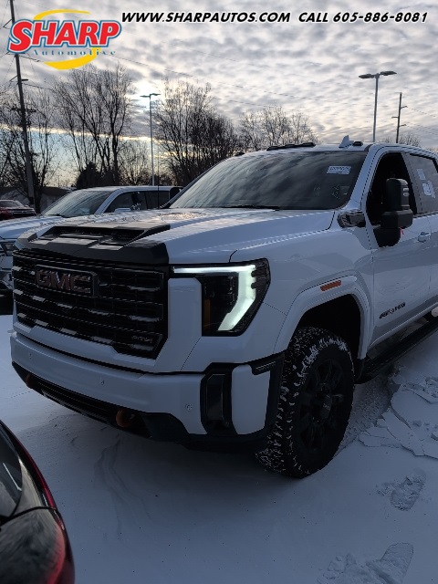 2024 GMC Sierra 2500HD AT4's photo