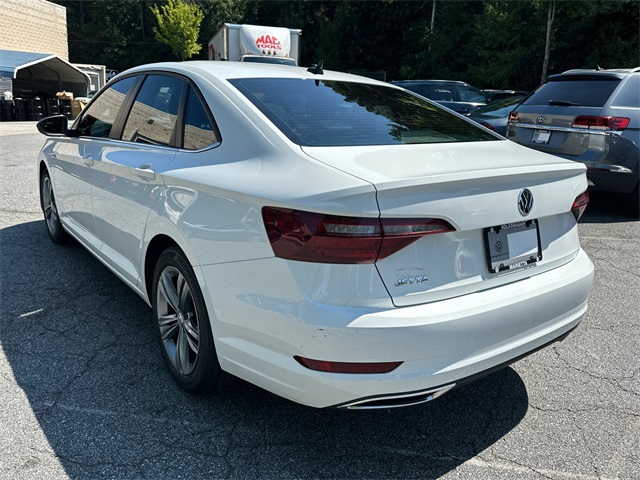 2021 Volkswagen Jetta R-Line photo 4