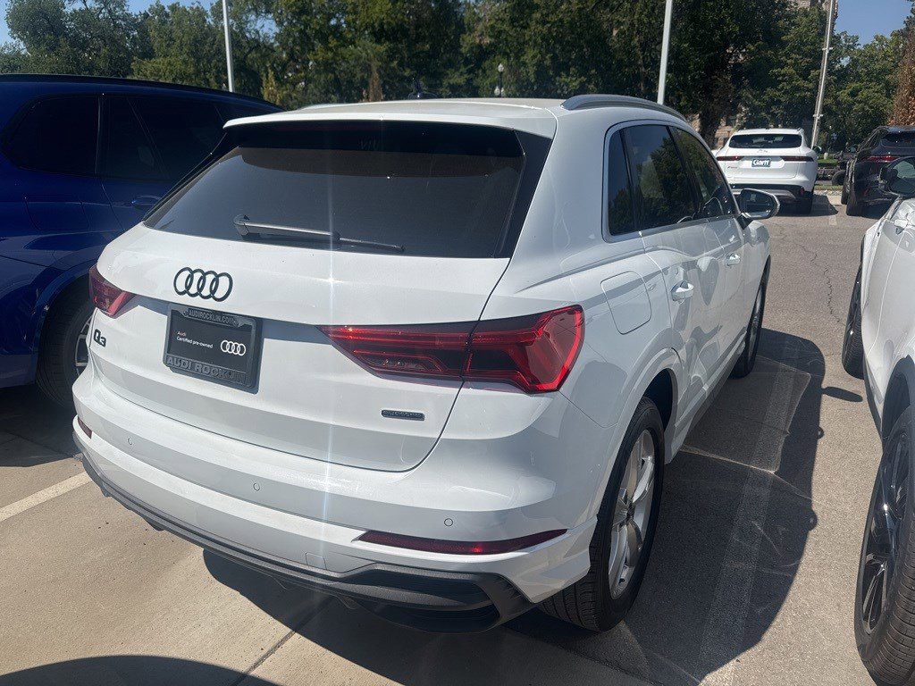 2024 Audi Q3 S line Premium Plus photo 3