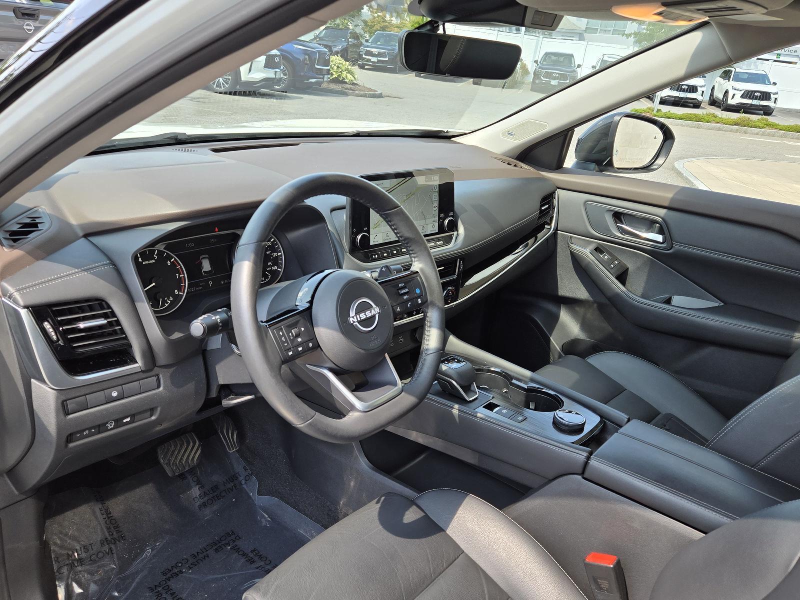 2023 Nissan Rogue SL photo 4