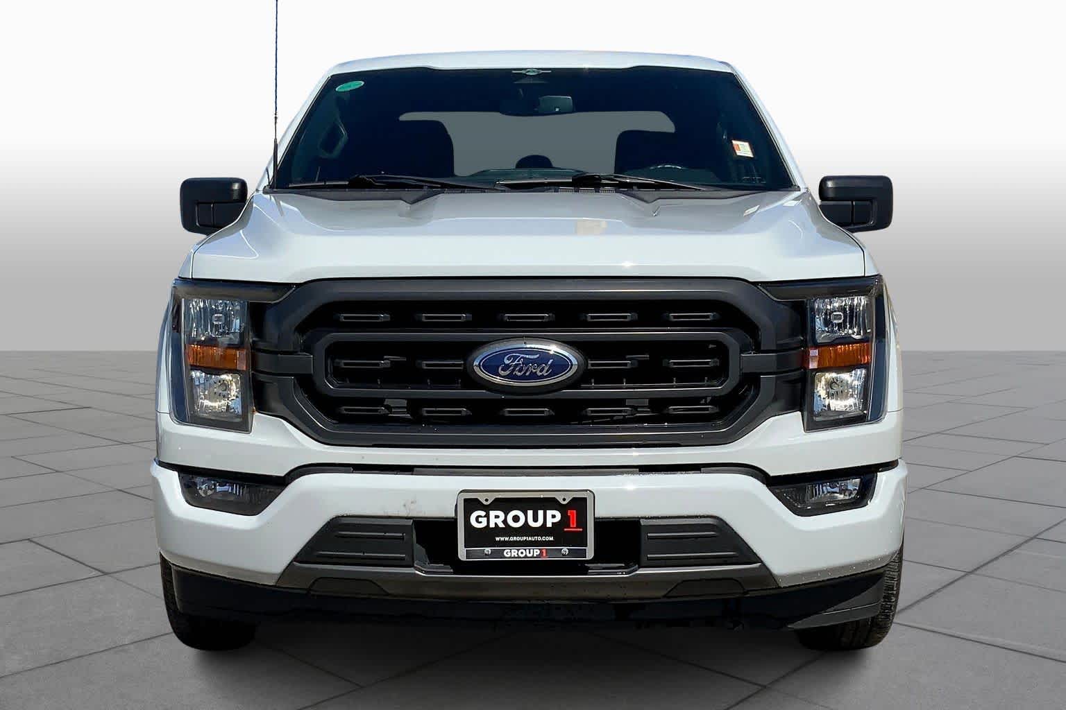 2023 Ford F-150 XLT photo 3