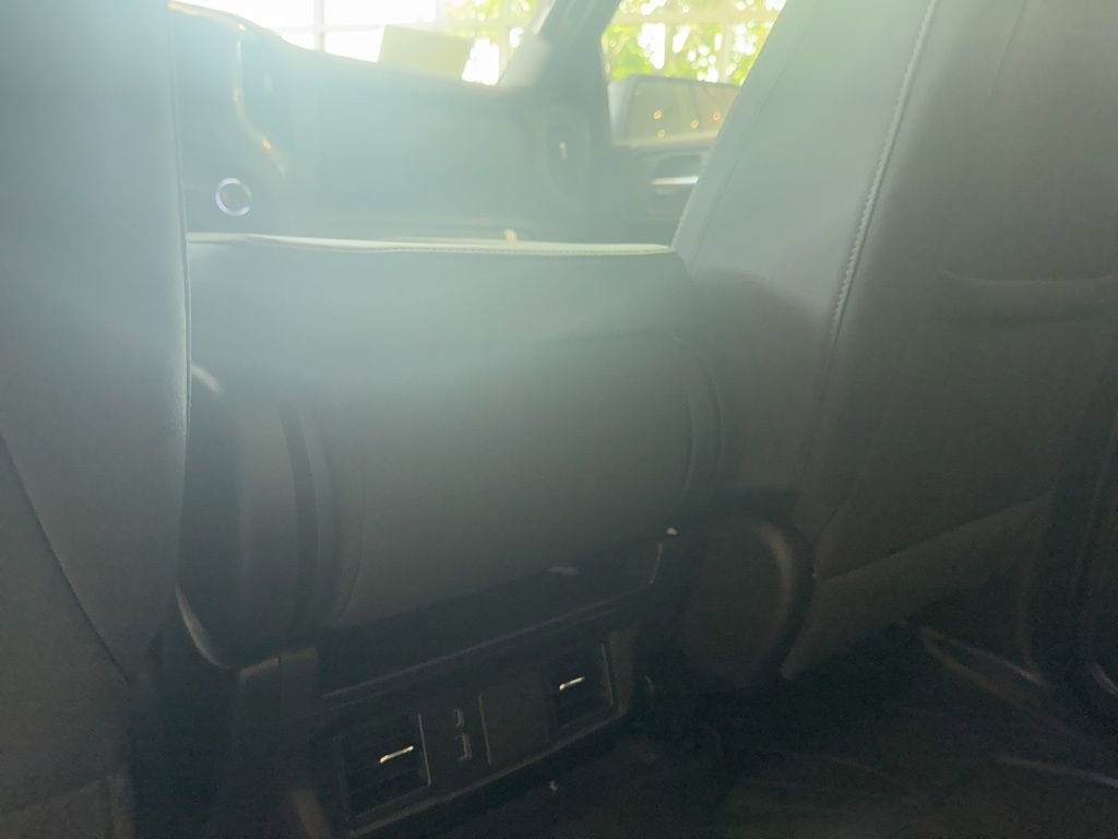 2025 Chevrolet Silverado 1500 Custom photo 17