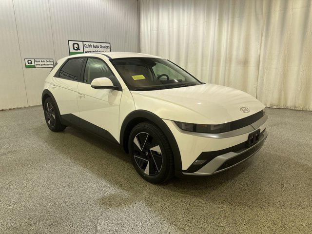 2026 Hyundai IONIQ 5 SEL's photo