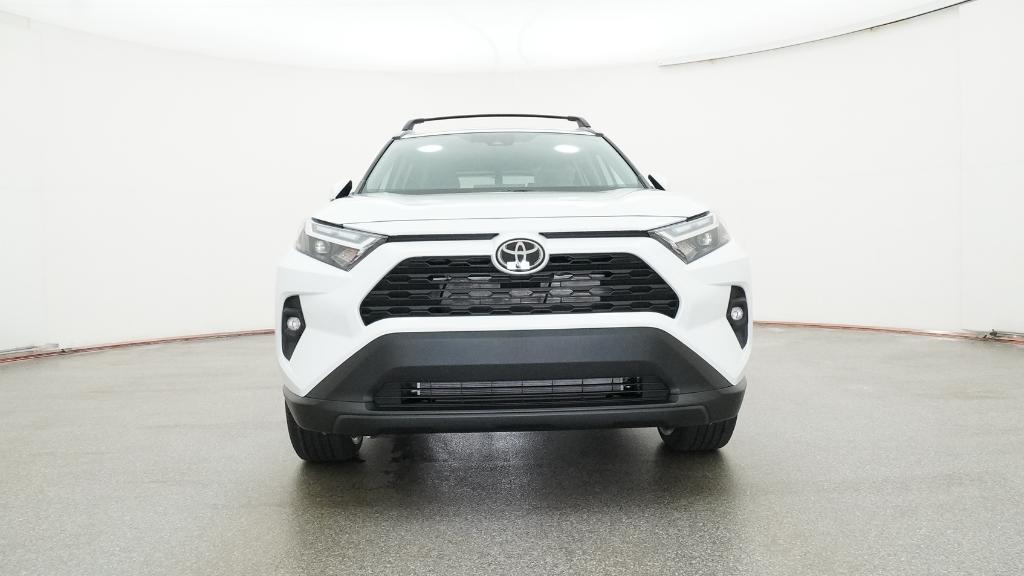 2025 Toyota RAV4 XLE Premium photo 3
