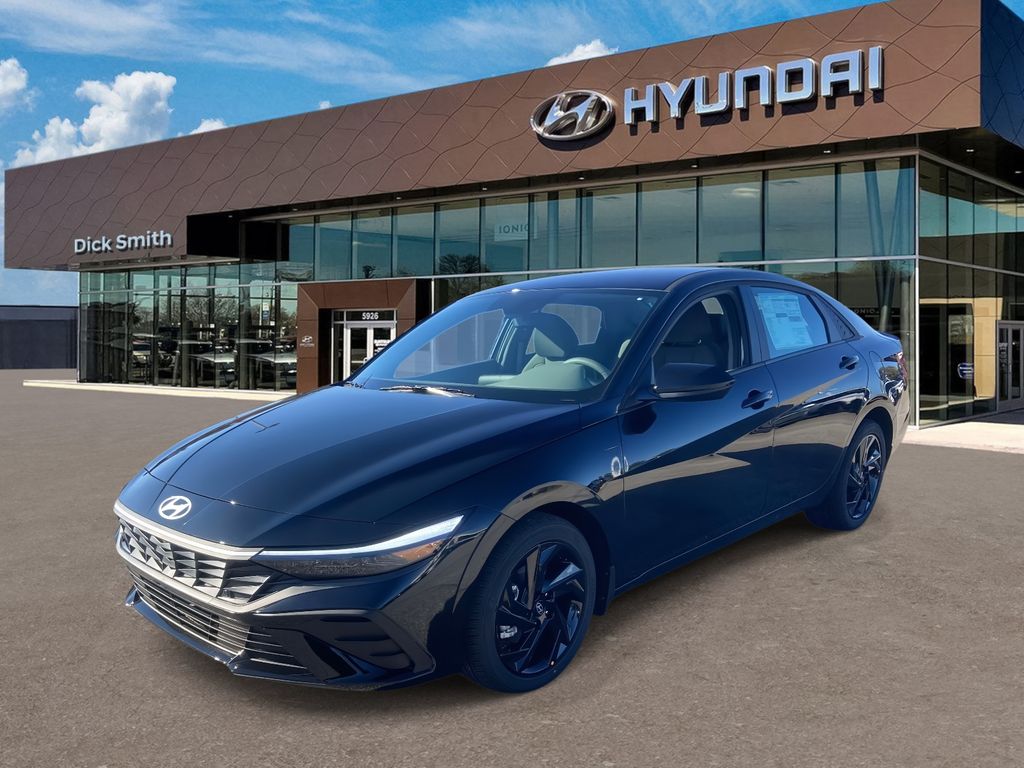 2026 Hyundai Elantra SEL Sport photo 3
