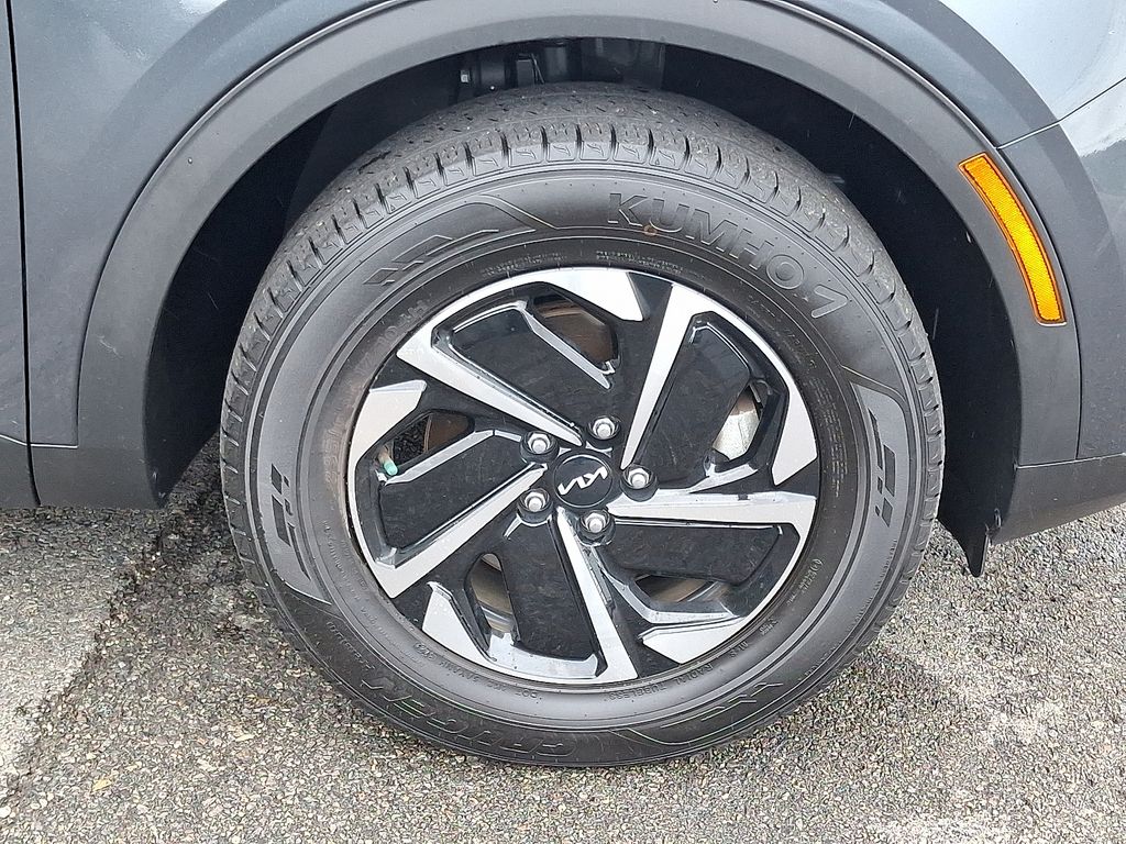 2023 Kia Sportage Hybrid LX photo 6