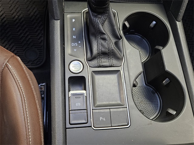 2021 Volkswagen Atlas V6 SE Technology R-Line photo 23