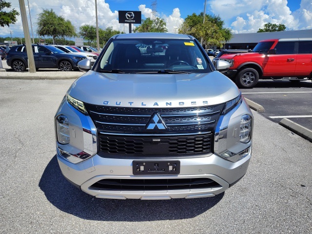 2022 Mitsubishi Outlander SE photo 4