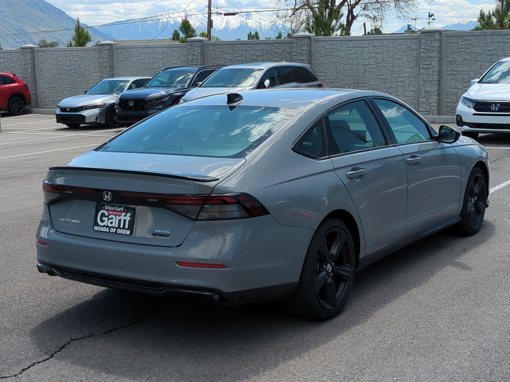 2025 Honda Accord Hybrid Sport-L photo 3