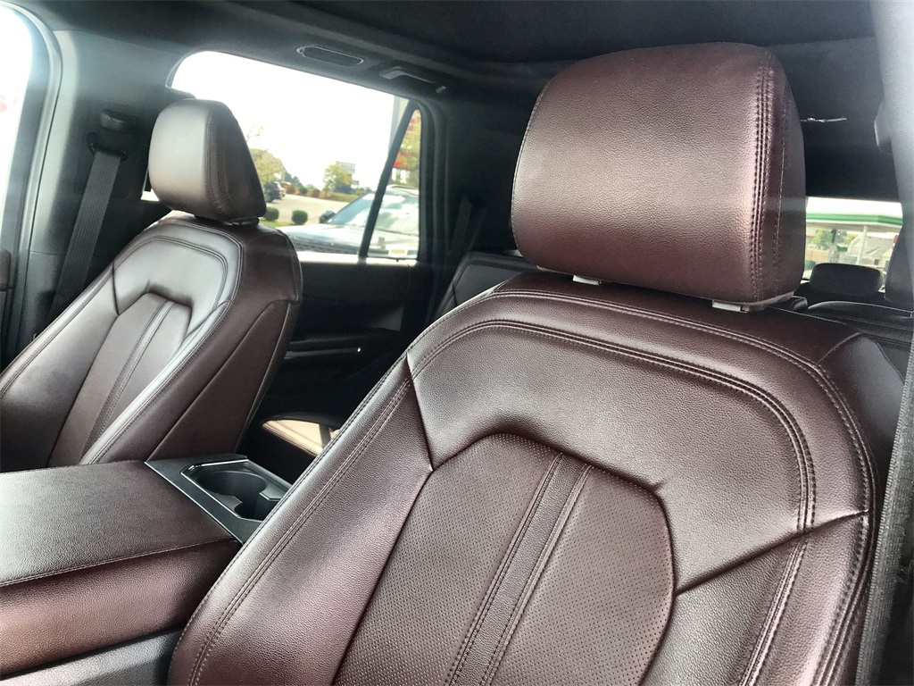 2023 Ford Expedition MAX Limited photo 11