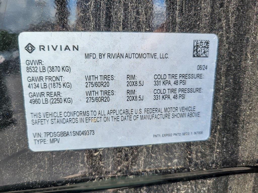 2025 RIVIAN R1S - Image 22