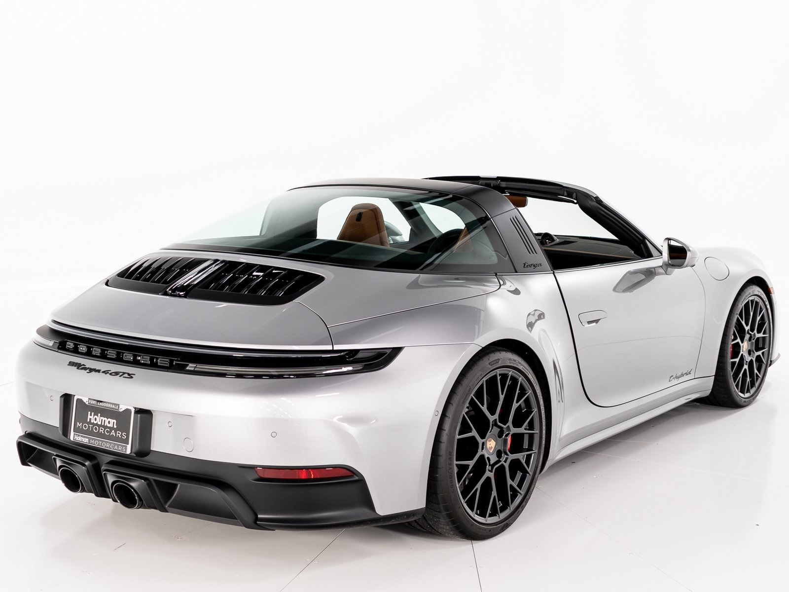 2025 Porsche 911 Targa 4 GTS photo 5