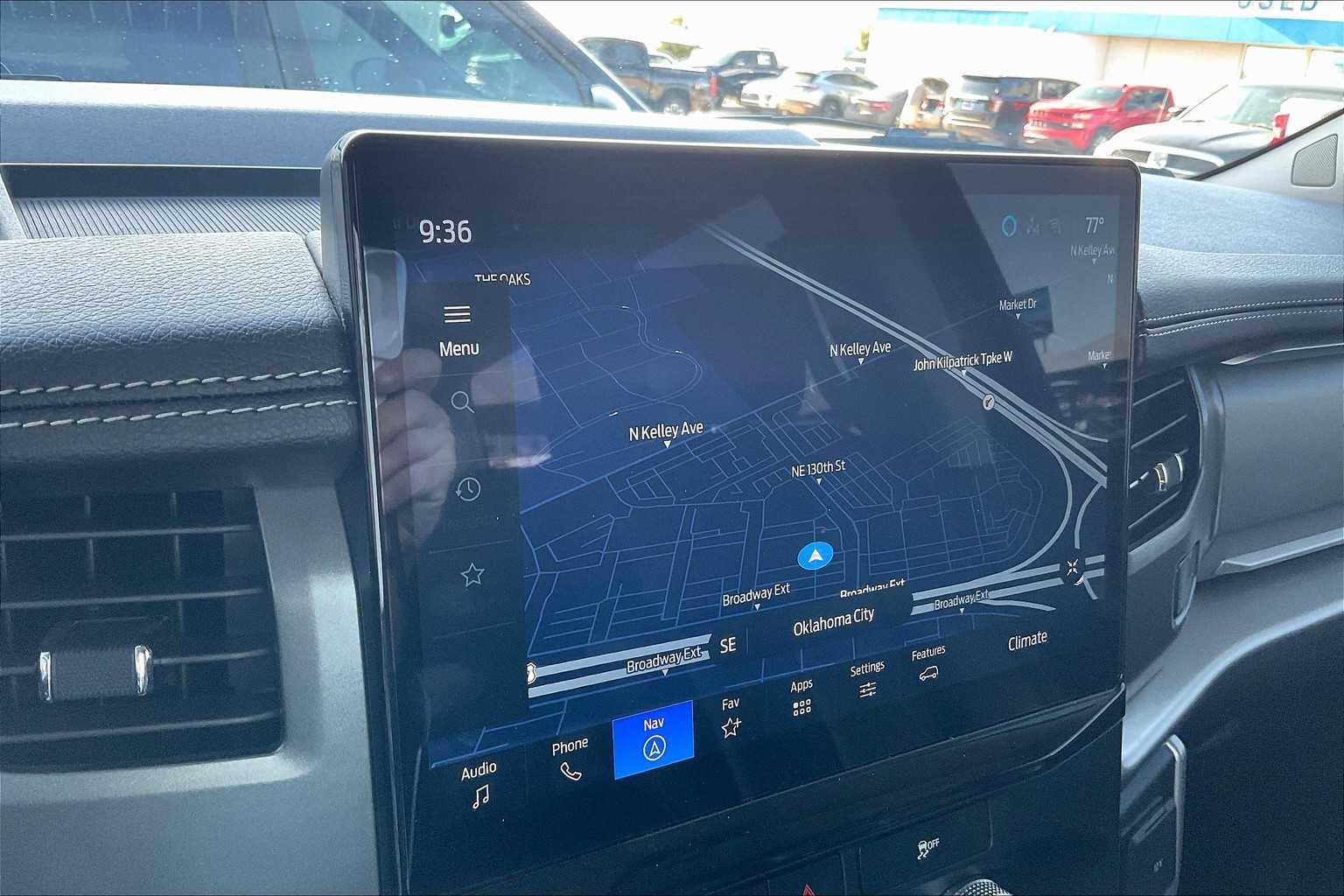 2024 Ford Expedition XLT photo 29