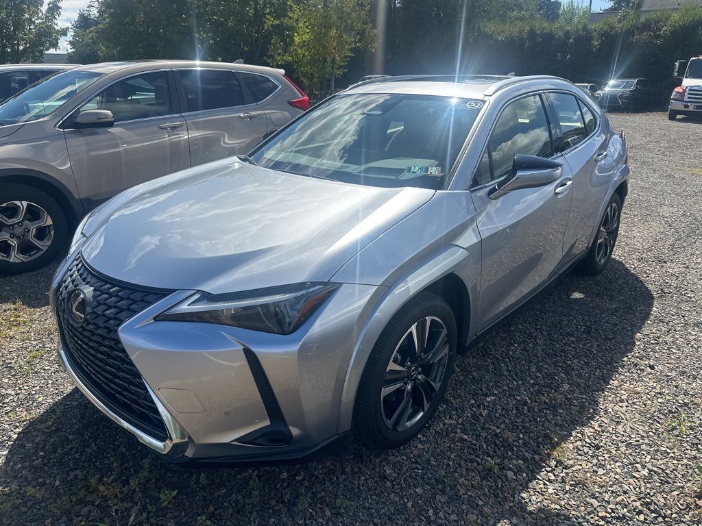 2025 Lexus UX Premium photo 4